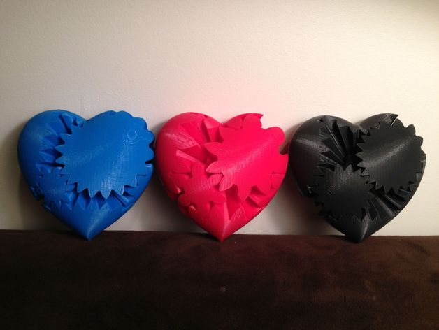 Image of 3D printed 3 Heart gears acquired from Thingiverse